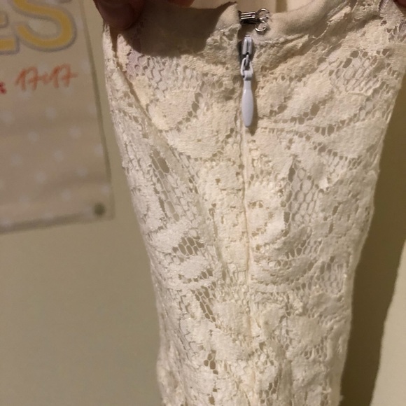 Mink pink lace dress - Picture 4 of 6